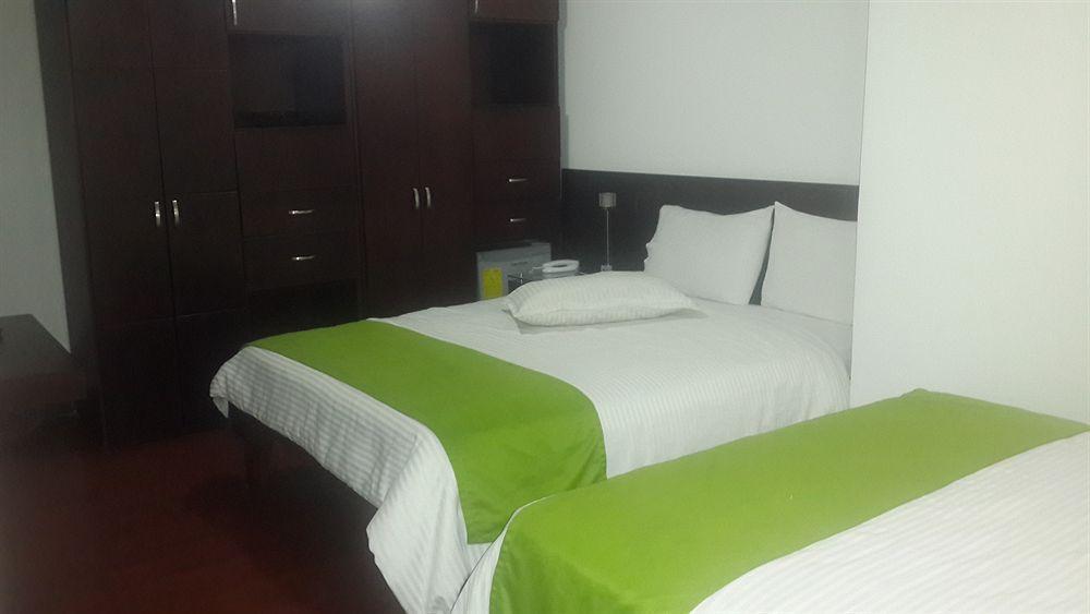 Aparta Hotel Bc Bogotá Esterno foto