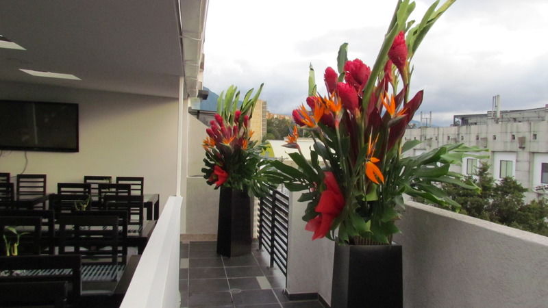 Aparta Hotel Bc Bogotá Esterno foto