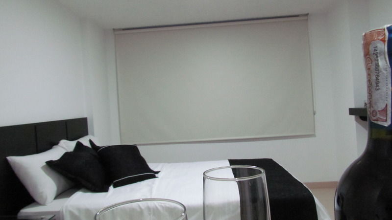 Aparta Hotel Bc Bogotá Esterno foto