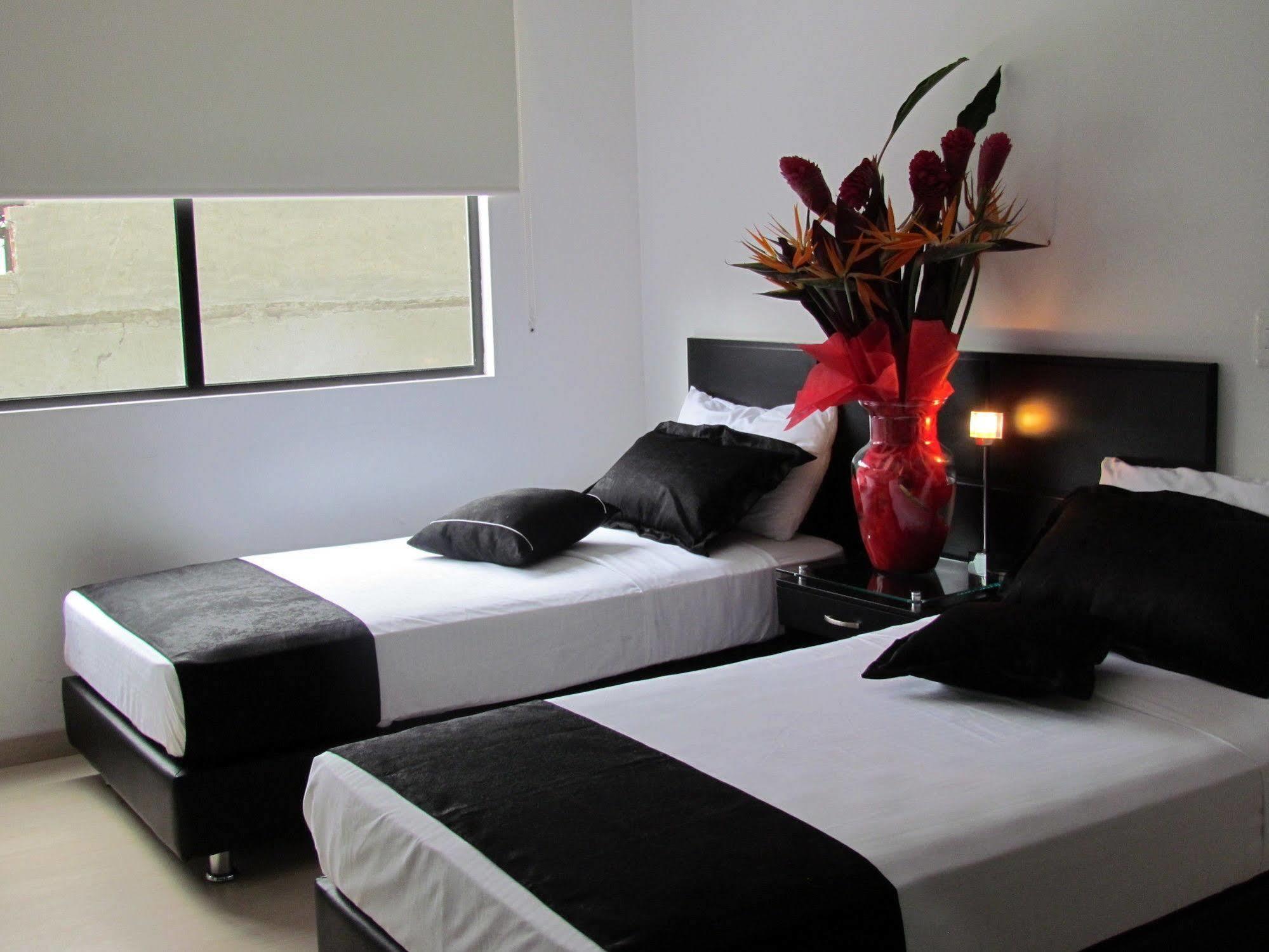 Aparta Hotel Bc Bogotá Esterno foto